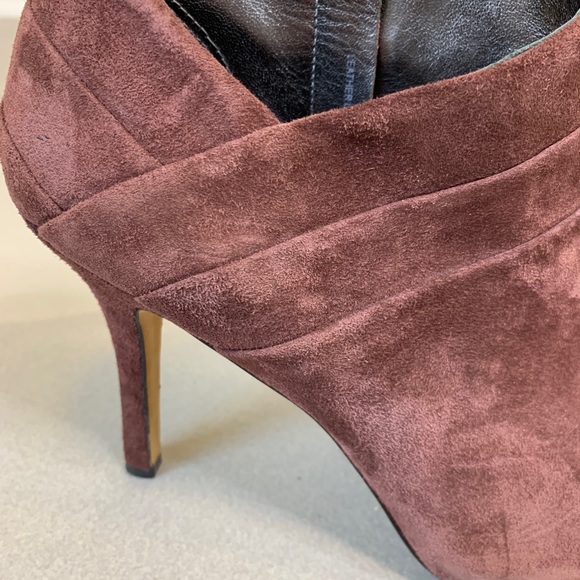 Via Spiga Suede Heeled Ankle Boots Booties - Picture 4 of 13